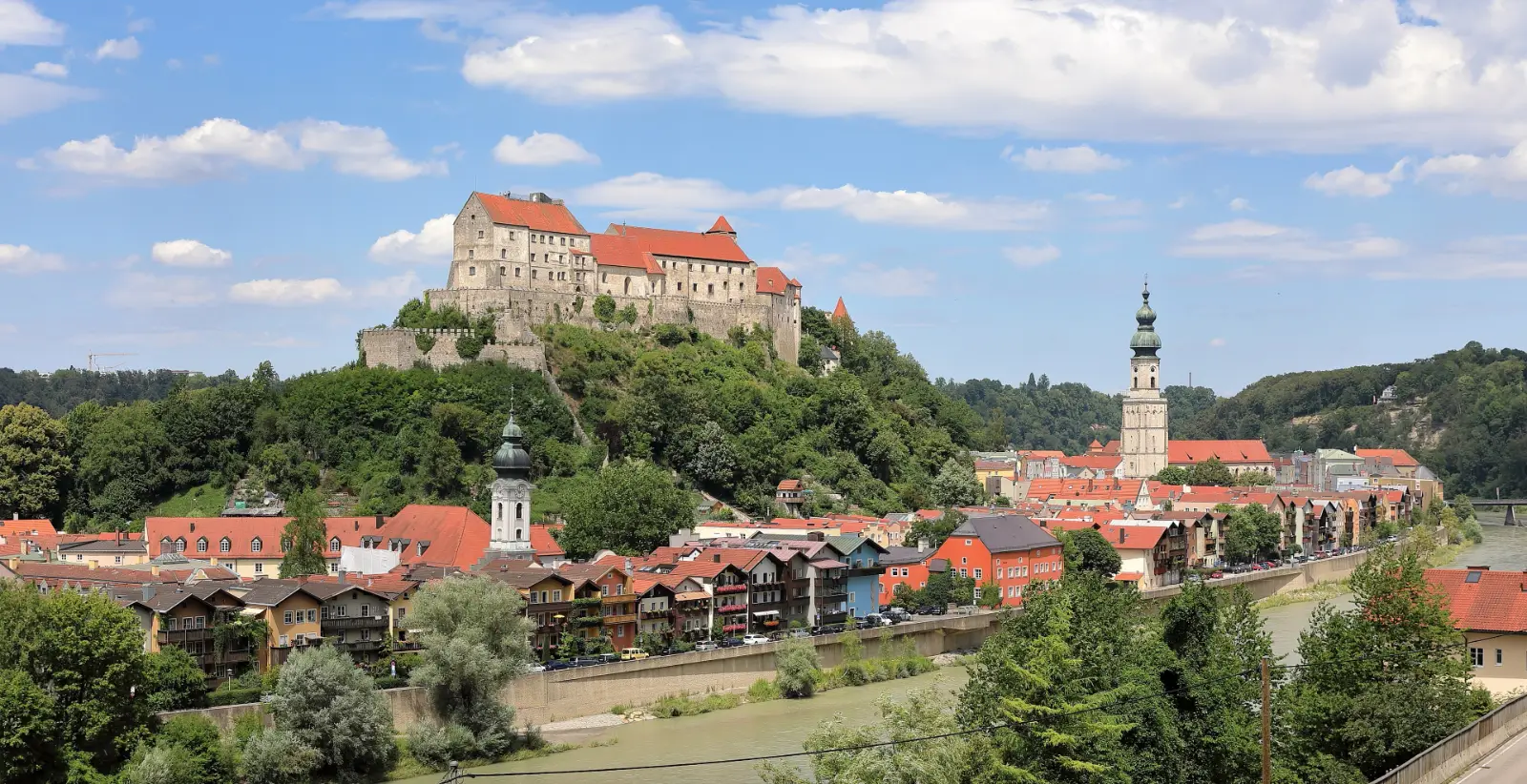 Burghausen mit der längsten Burganlage der Welt